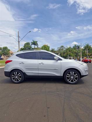 HYUNDAI IX35 2.0 MPI 4X2 16V FLEX 4P AUTOMÁTICO